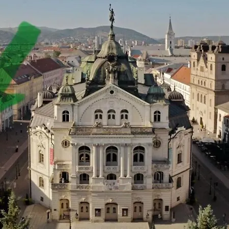 Location In The Centre Of Old Town Apartamento
